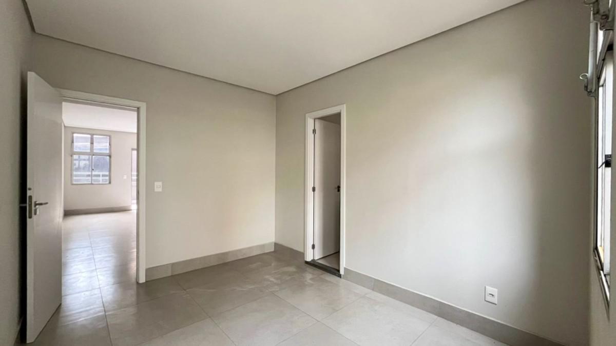 Apartamento, Centro, 2 Quartos, 0 Vaga, 1 Suíte