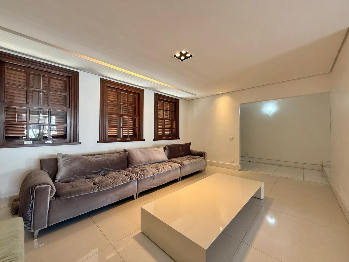 Casa, São Luiz (pampulha), 6 Quartos, 15 Vagas, 4 Suítes
