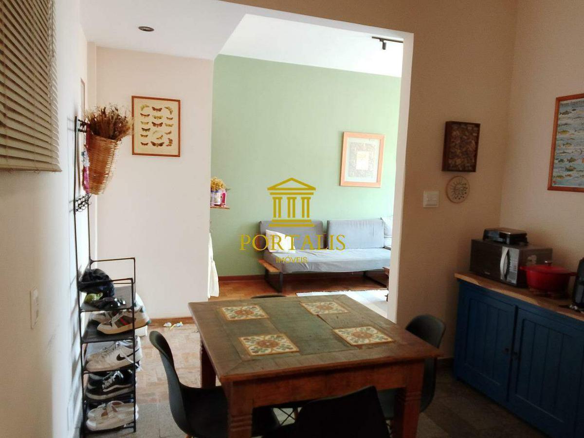 Apartamento, Floresta, 2 Quartos, 0 Vaga