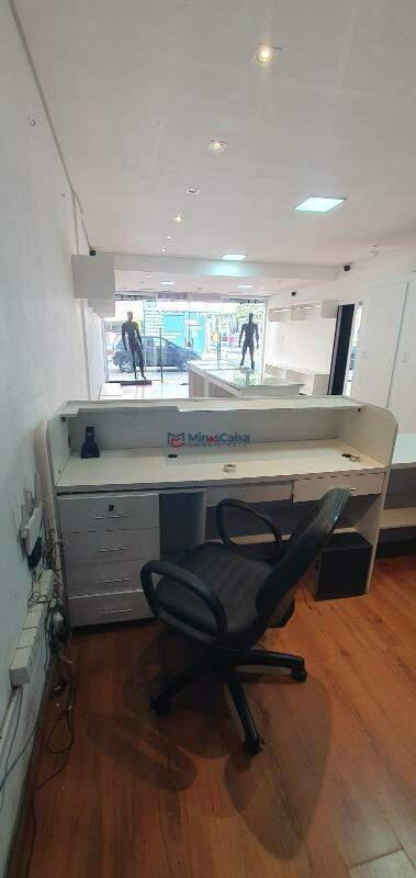 Andar, Centro, 0 Quarto, 0 Vaga