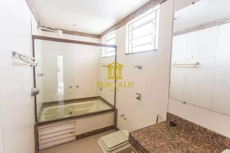 Casa, Serra, 5 Quartos, 4 Vagas, 3 Suítes