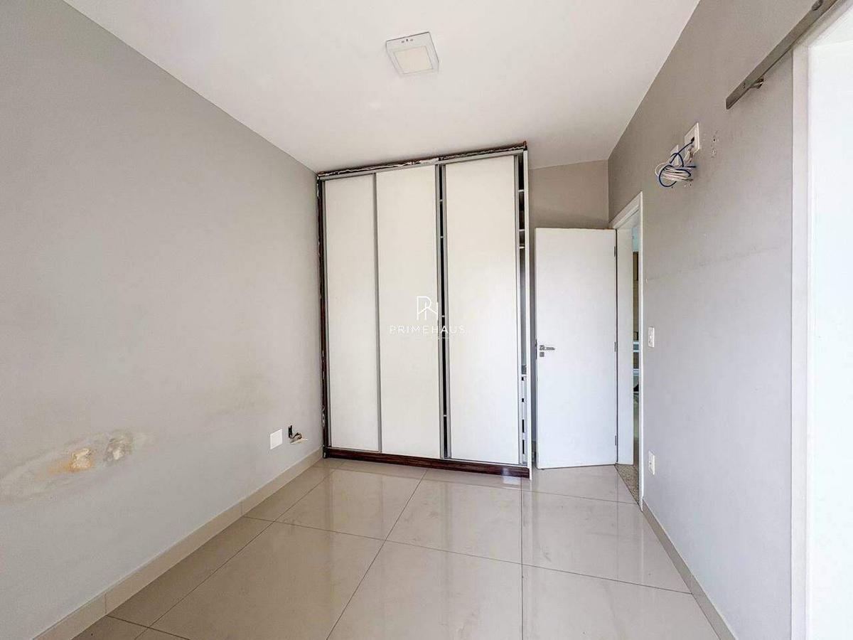 Apartamento, Miramar (barreiro), 3 Quartos, 2 Vagas, 1 Suíte