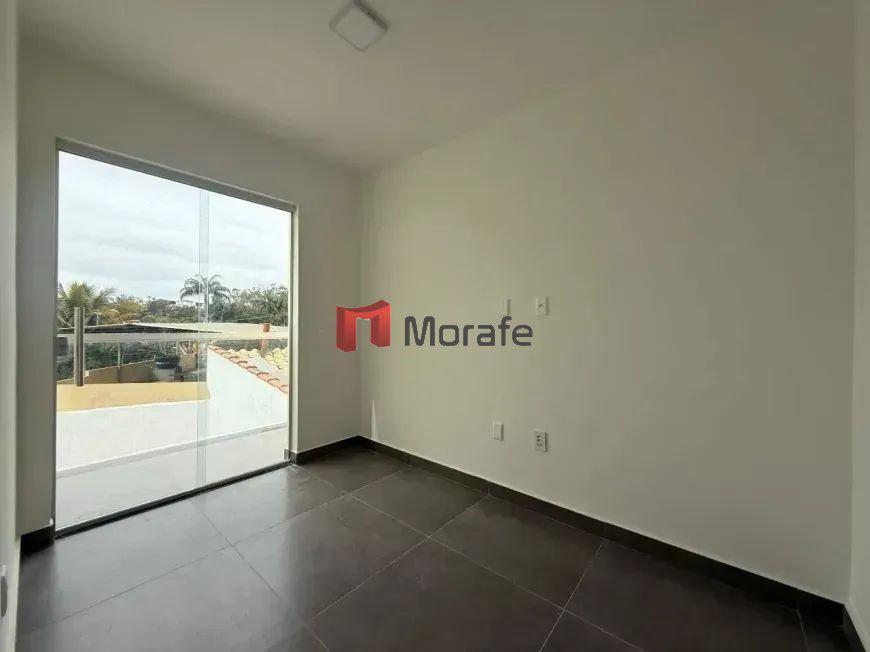 Casa, Santa Branca, 3 Quartos, 2 Vagas, 1 Suíte