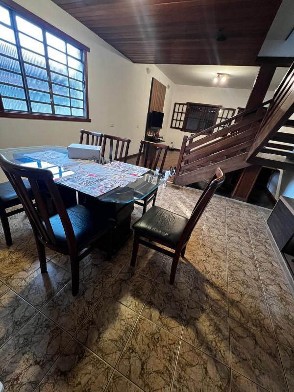 Casa, Coqueiros, 4 Quartos, 2 Vagas, 1 Suíte