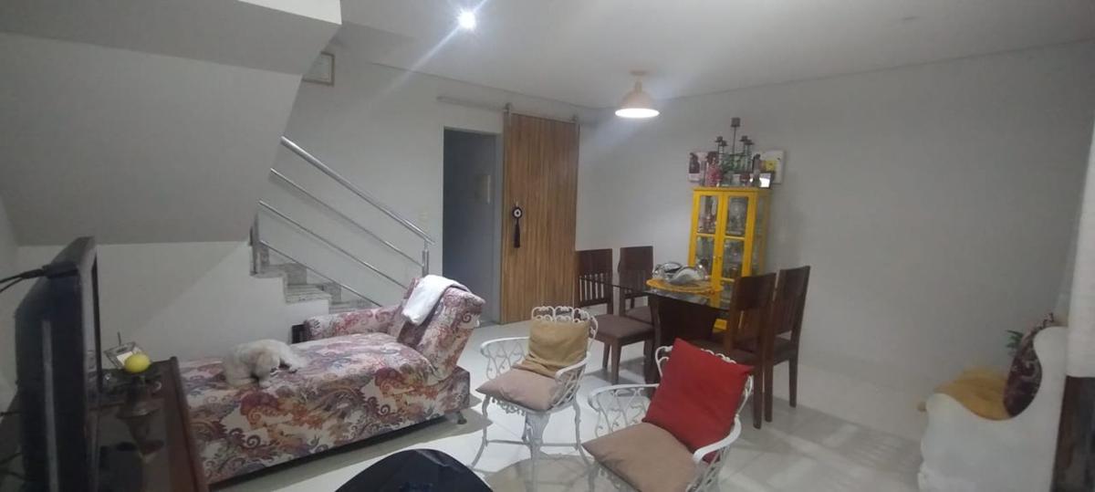 Casa, Cachoeirinha, 3 Quartos, 2 Vagas, 1 Suíte