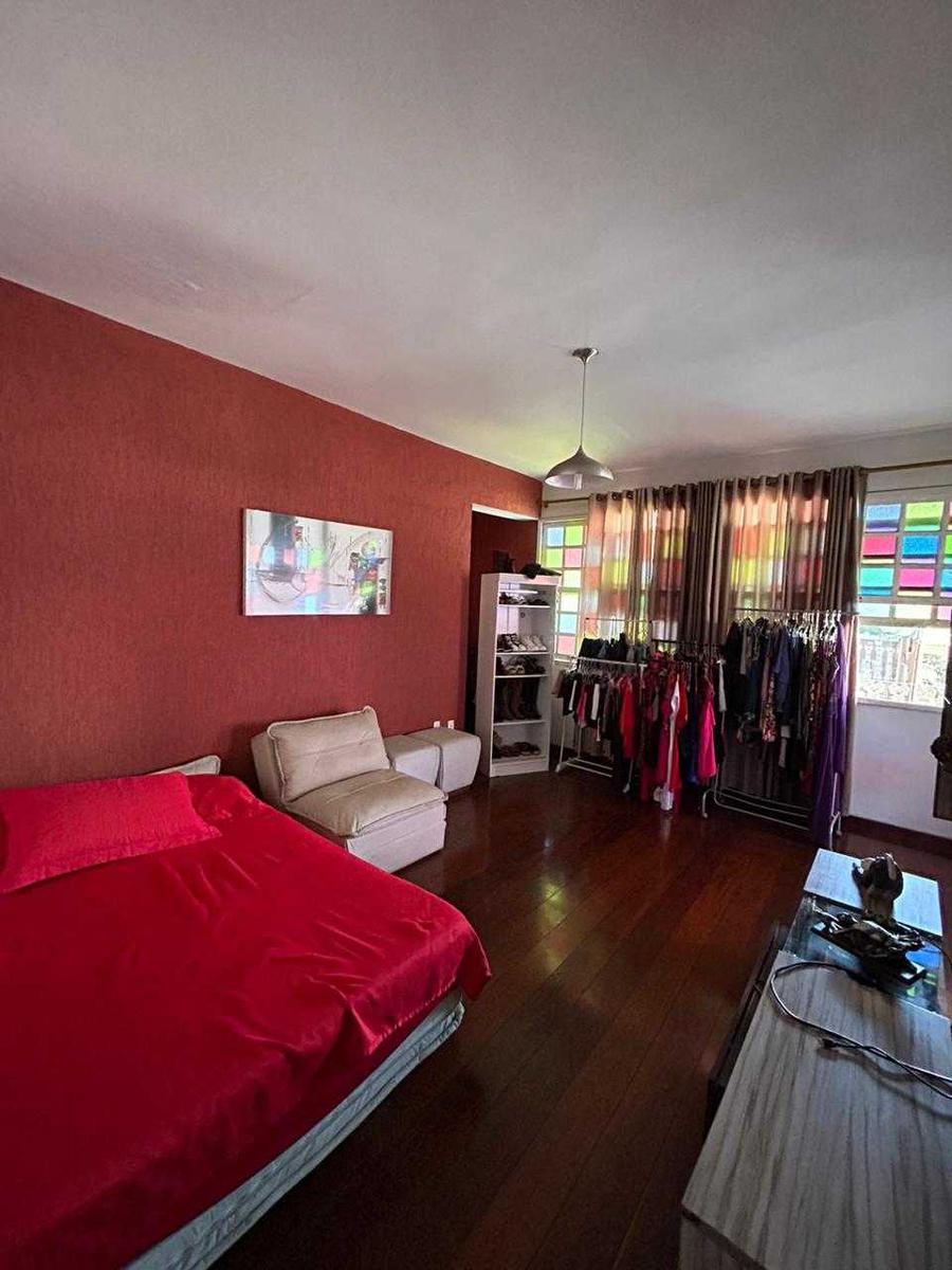 Casa, Glória, 3 Quartos, 8 Vagas, 1 Suíte