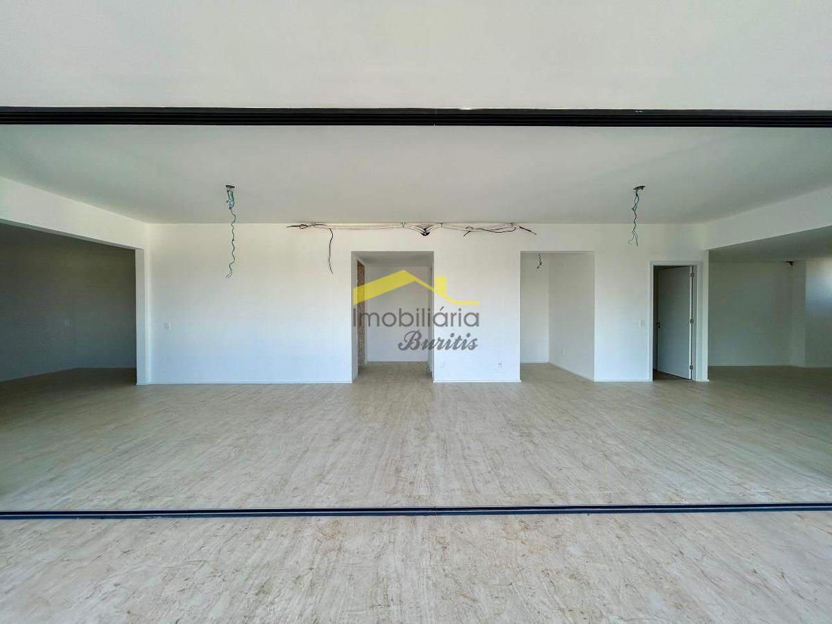 Apartamento, Vila da Serra, 3 Quartos, 4 Vagas, 1 Suíte
