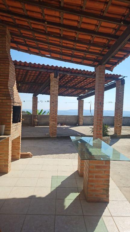 Fazenda, Ravena, 2 Quartos, 6 Vagas, 1 Suíte