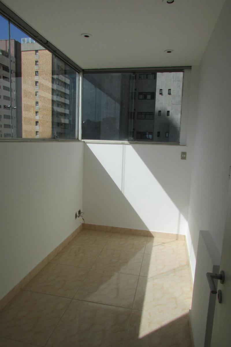 Sala, Lourdes, 1 Vaga