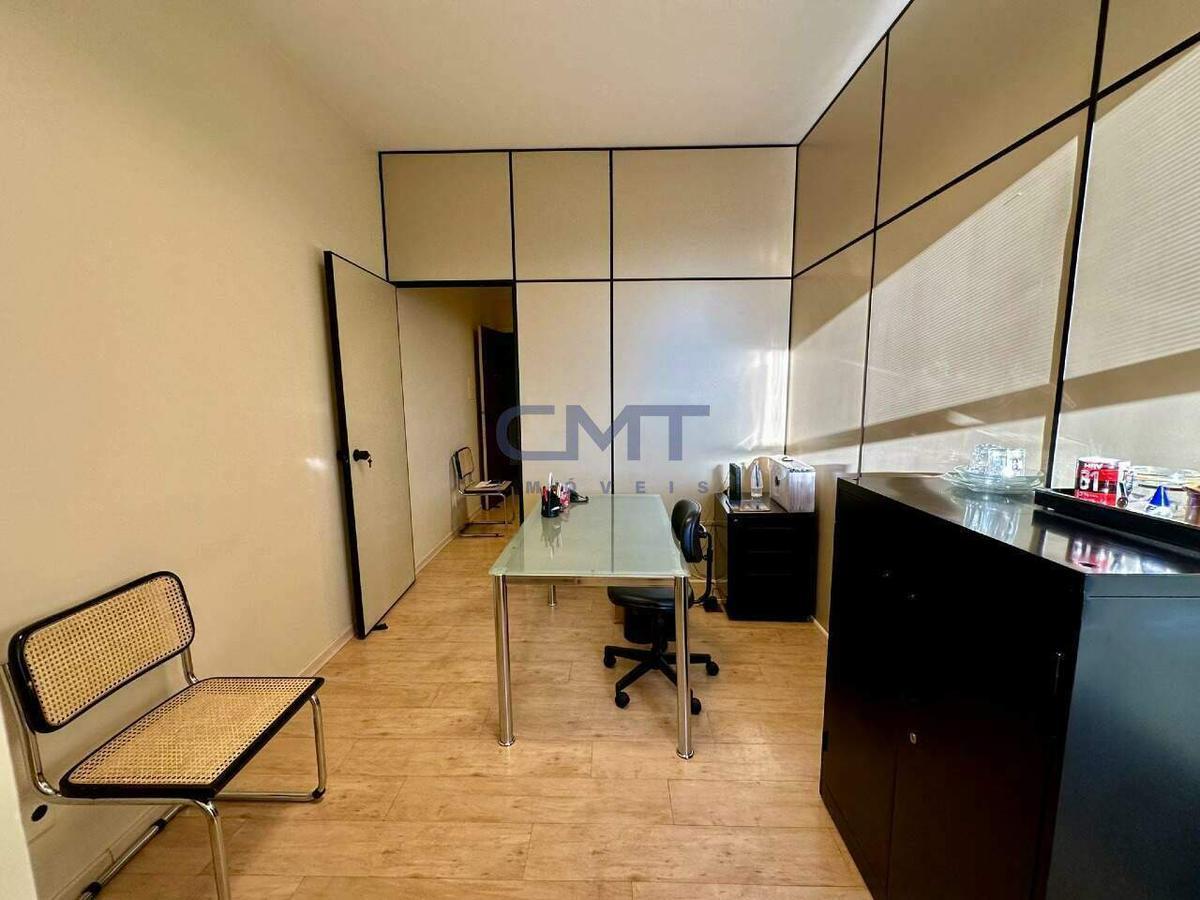 Sala, Estoril, 0 Quarto, 3 Vagas