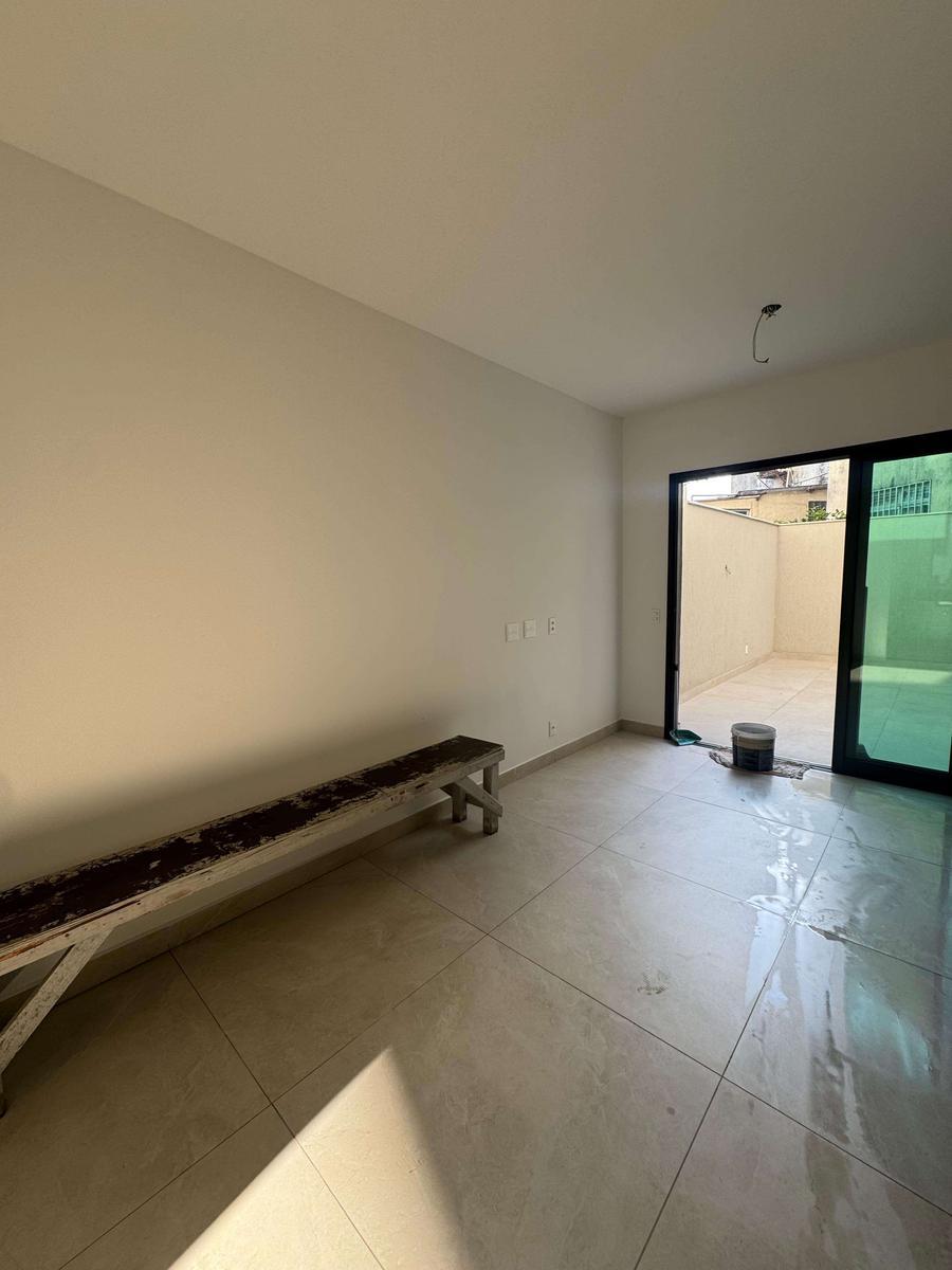 Apartamento, Serra, 2 Quartos, 2 Vagas, 1 Suíte