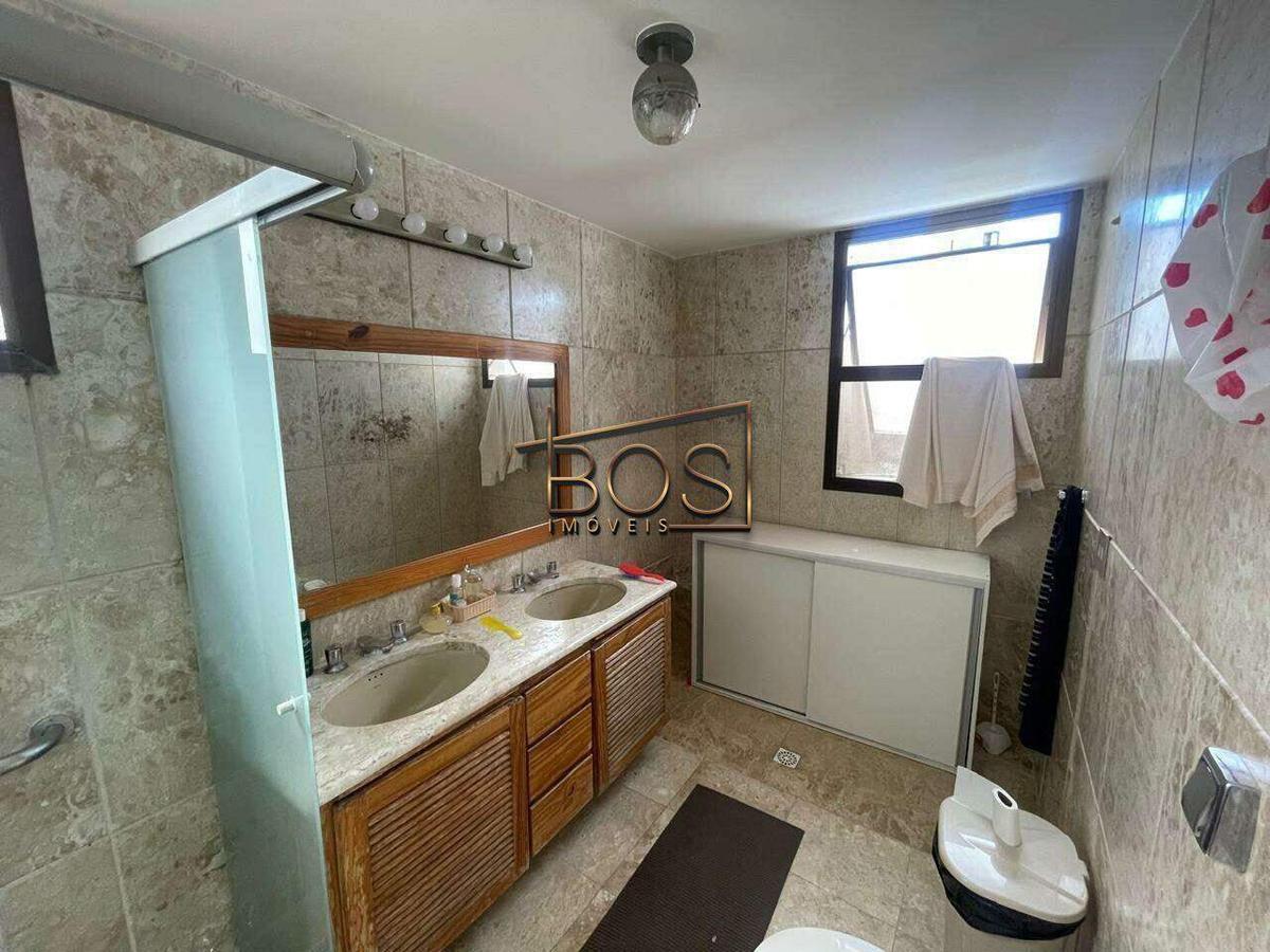 Apartamento, Funcionários, 4 Quartos, 3 Vagas, 2 Suítes