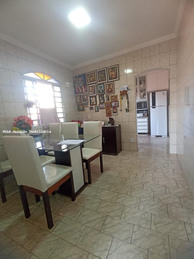 Casa, Santa Helena, 4 Quartos, 4 Vagas