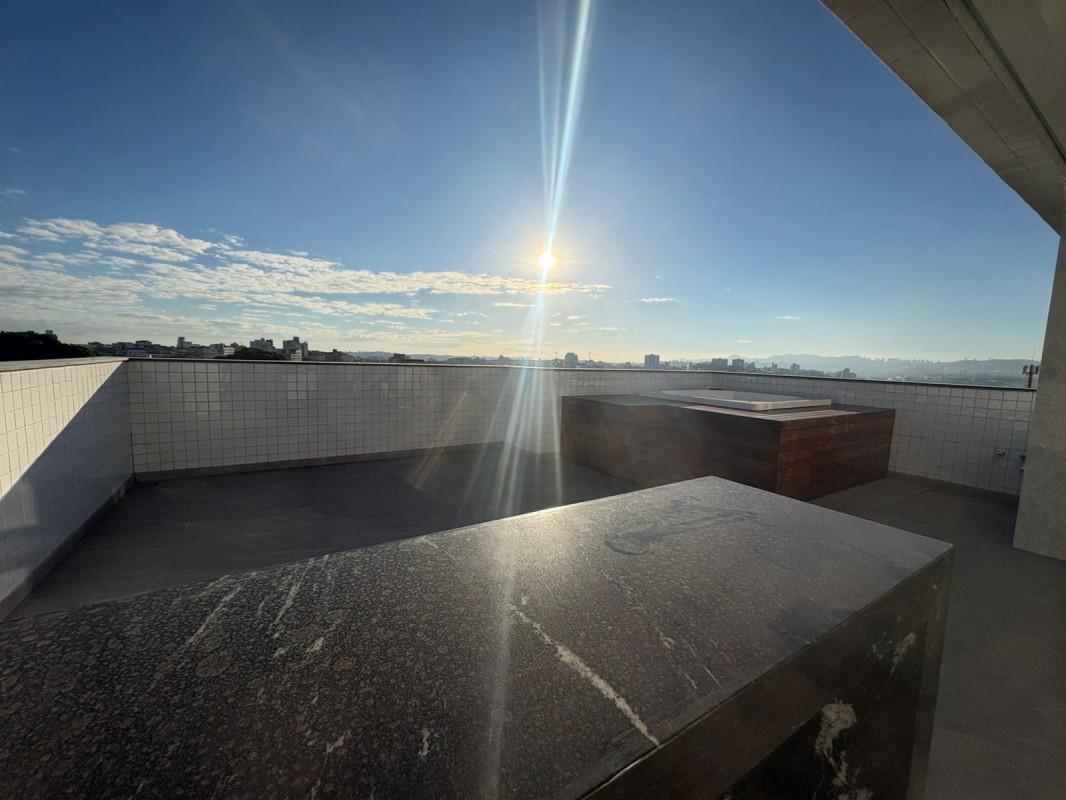 Apartamento, Santa Cruz Industrial, 4 Quartos, 3 Vagas, 1 Suíte