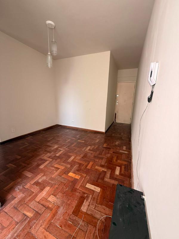 Apartamento, Centro, 2 Quartos, 0 Vaga