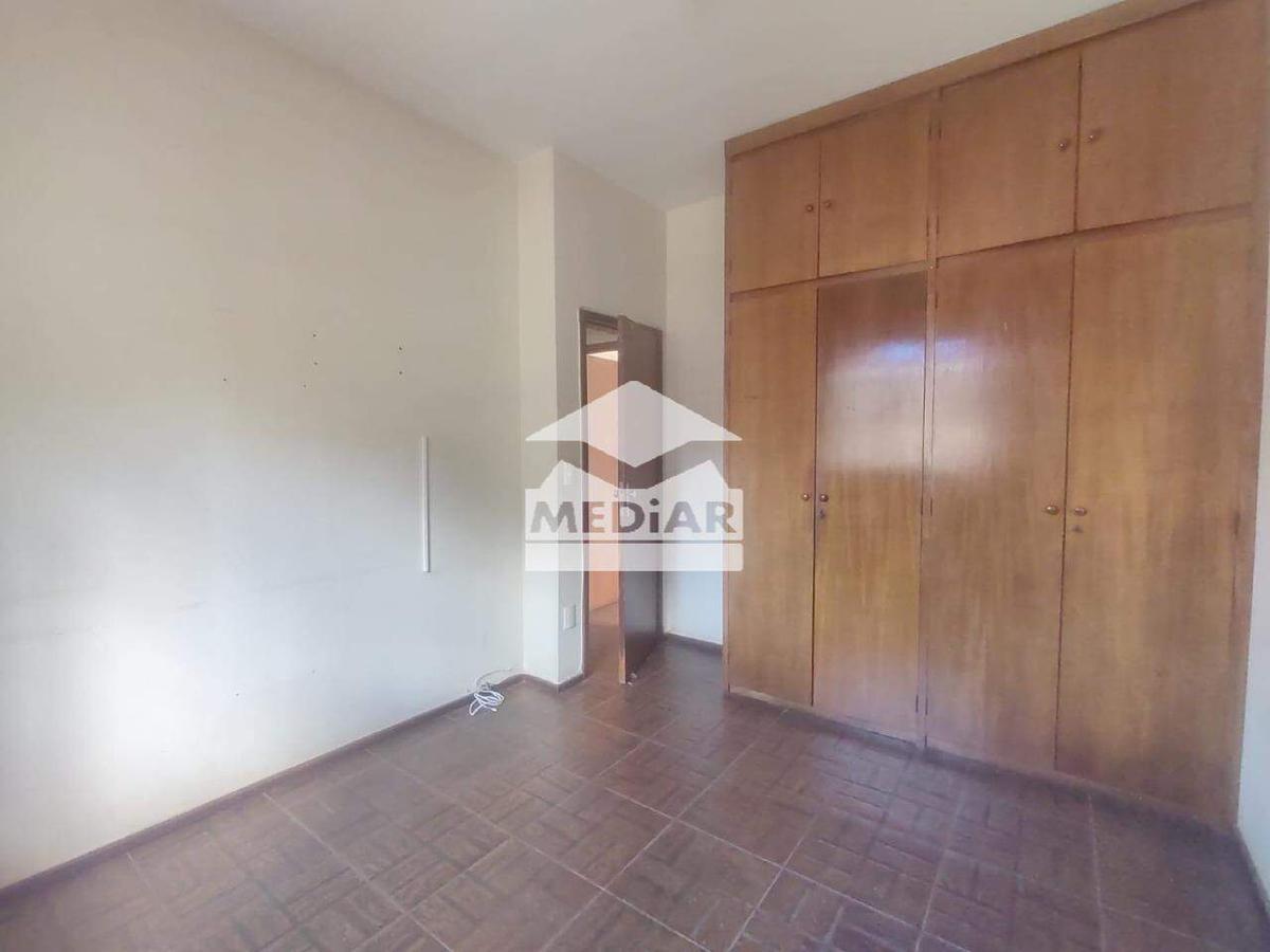 Casa, Sagrada Família, 5 Quartos, 2 Vagas, 1 Suíte