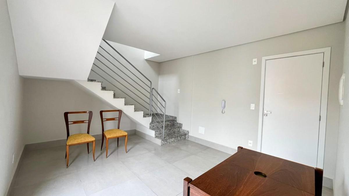 Cobertura, Centro, 2 Quartos, 0 Vaga, 2 Suítes