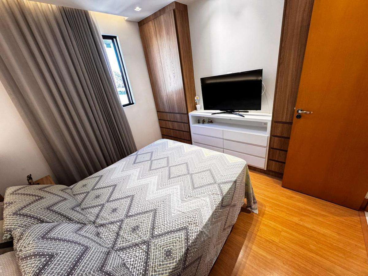 Cobertura, Sagrada Família, 2 Quartos, 2 Vagas, 2 Suítes