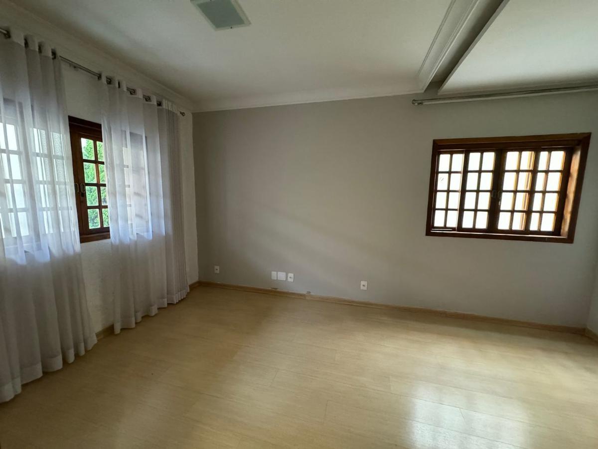 Casa, Graça, 4 Quartos, 3 Vagas, 1 Suíte