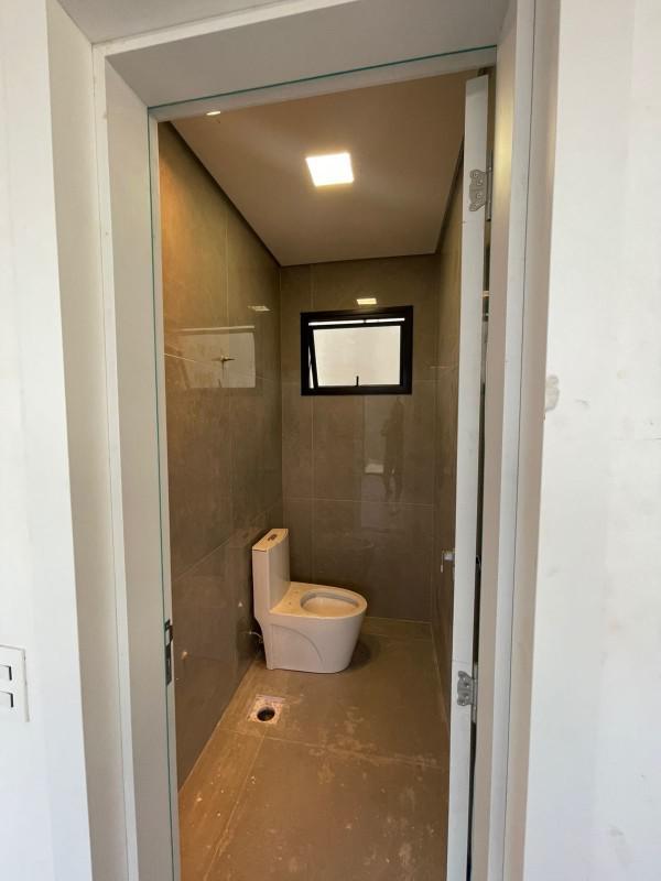 Casa, Trevo, 4 Quartos, 2 Vagas, 3 Suítes