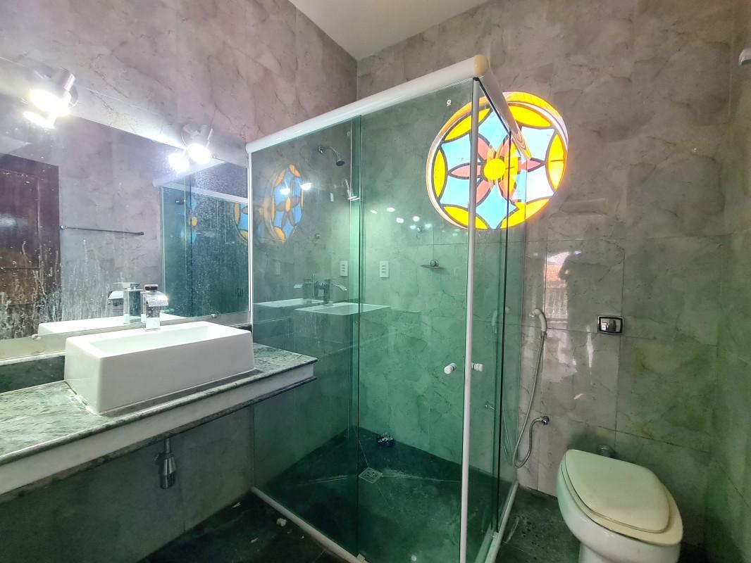 Casa, Gutierrez, 5 Quartos, 4 Vagas, 2 Suítes