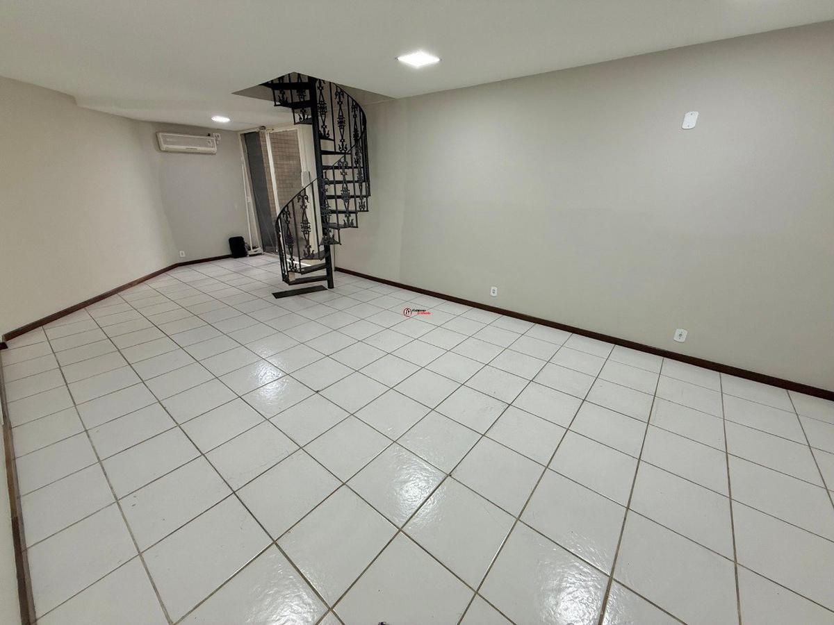 Andar, São José, 0 Quarto, 0 Vaga