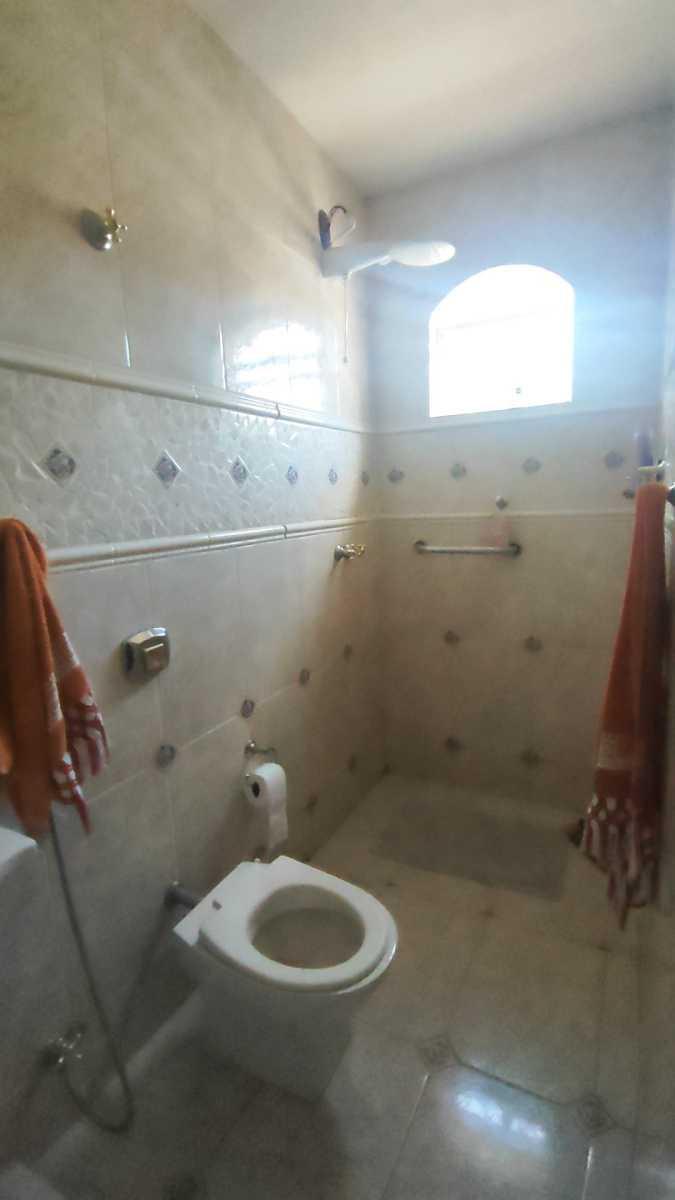 Casa, Itapoã, 3 Quartos, 8 Vagas, 1 Suíte