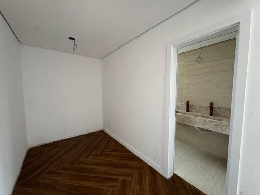 Apartamento, Castelo, 4 Quartos, 3 Vagas, 2 Suítes