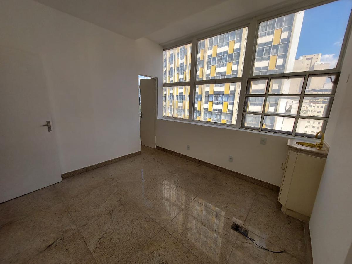 Sala, Centro, 0 Quarto, 0 Vaga