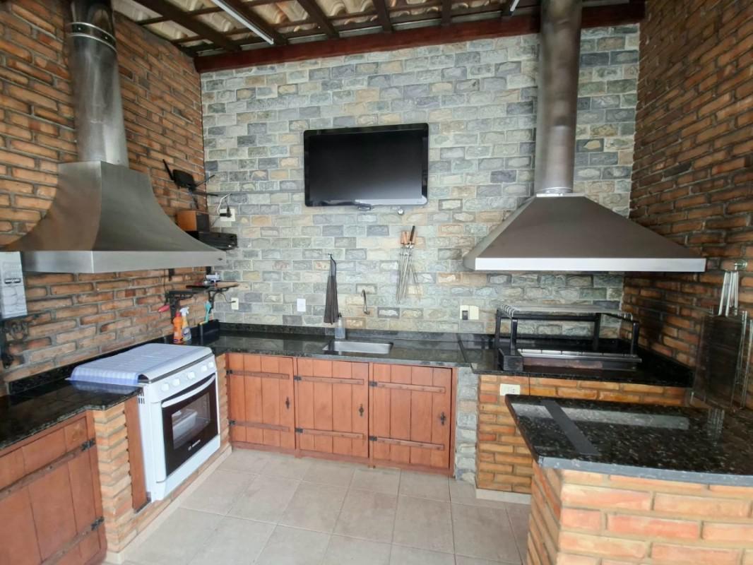 Casa, Itapoã, 4 Quartos, 2 Vagas, 1 Suíte