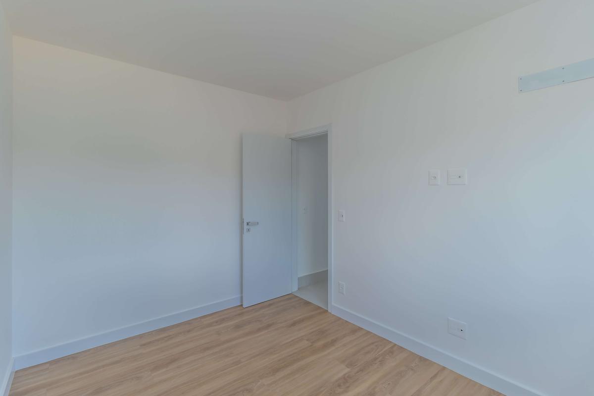 Apartamento, Sagrada Família, 3 Quartos, 2 Vagas, 1 Suíte