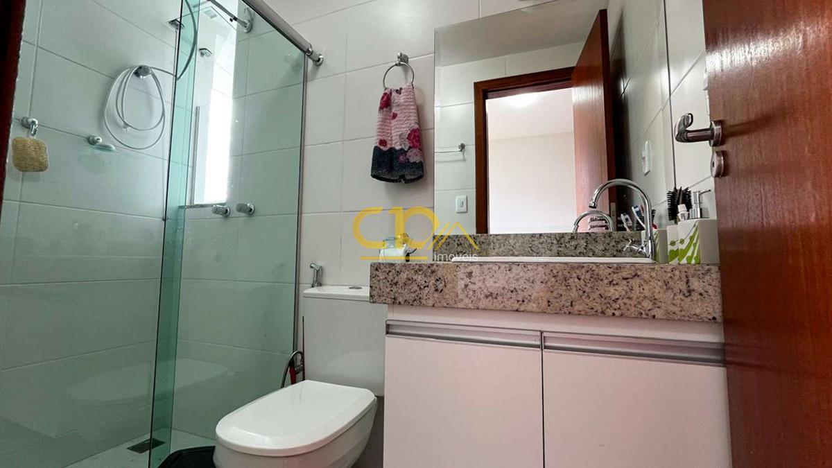 Casa, Santa Efigênia, 3 Quartos, 2 Vagas, 2 Suítes