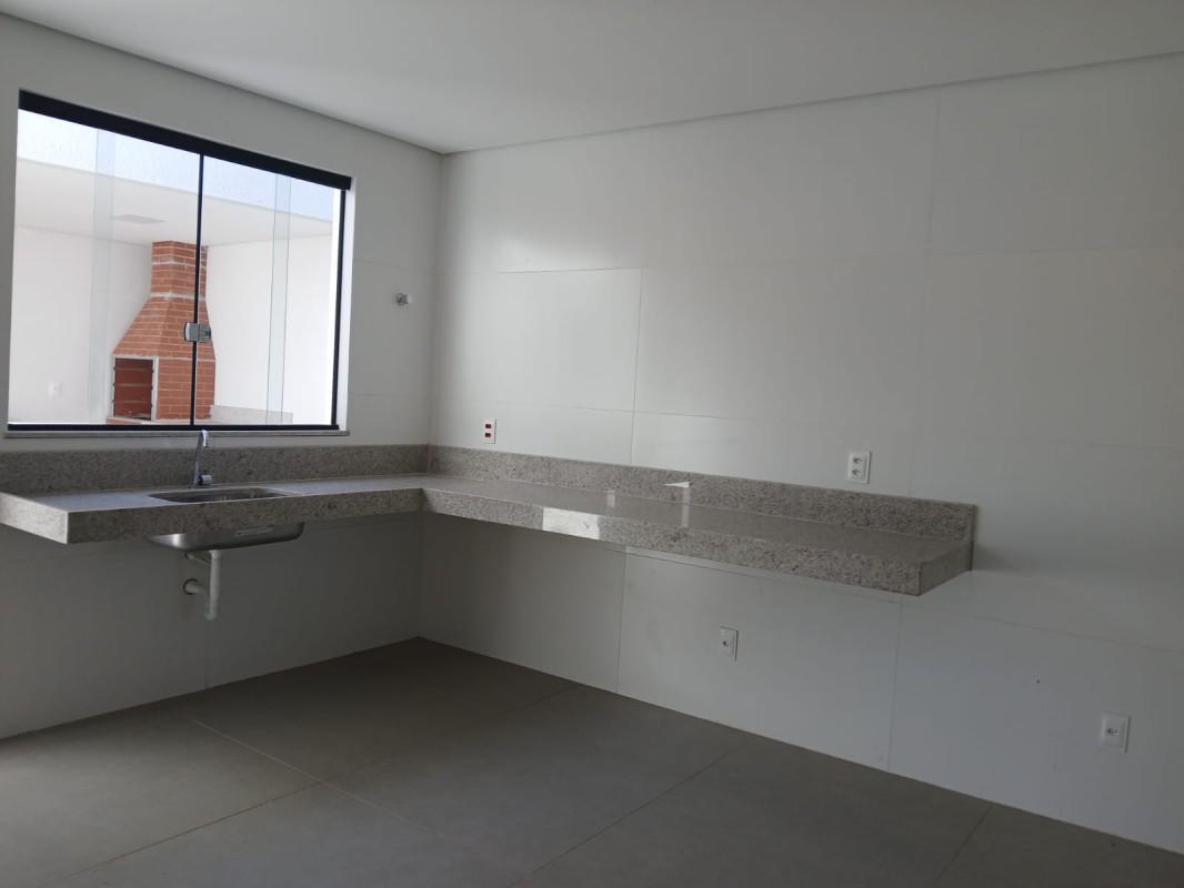 Casa, Itapoã, 3 Quartos, 4 Vagas, 1 Suíte