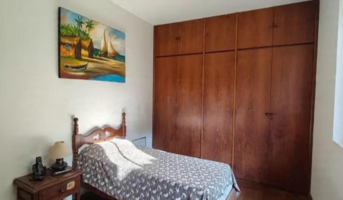 Casa, Luxemburgo, 5 Quartos, 4 Vagas, 2 Suítes