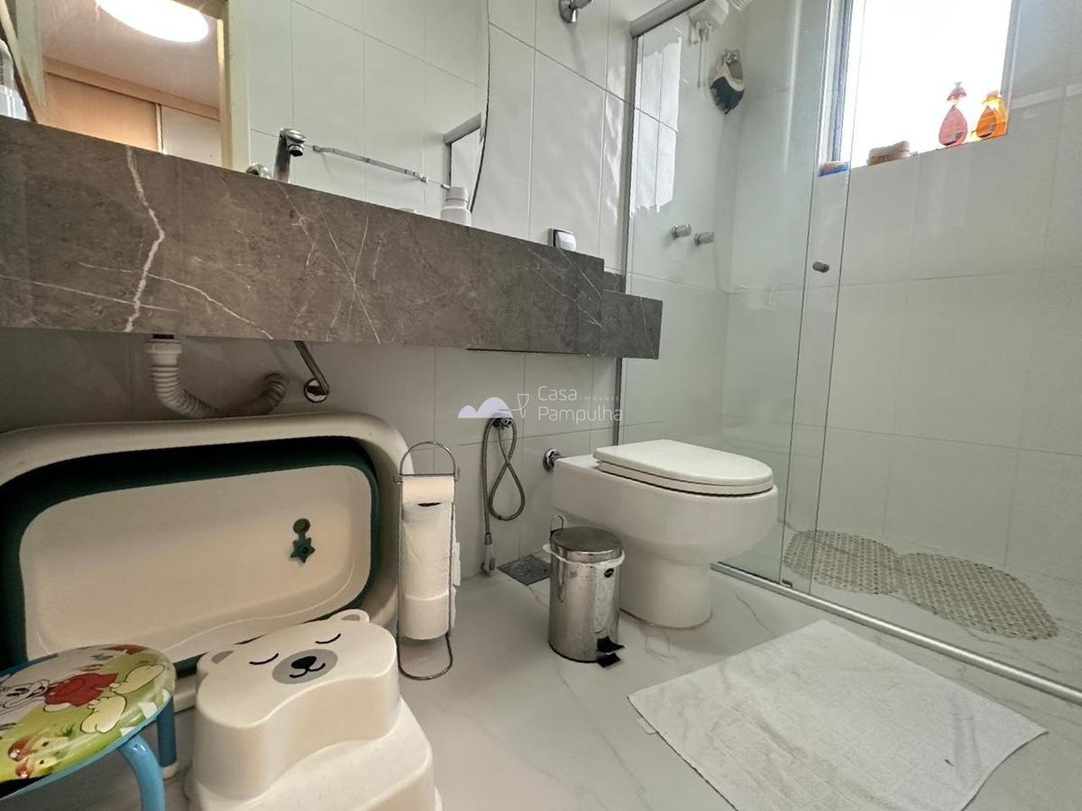 Casa, Planalto, 4 Quartos, 2 Vagas, 3 Suítes