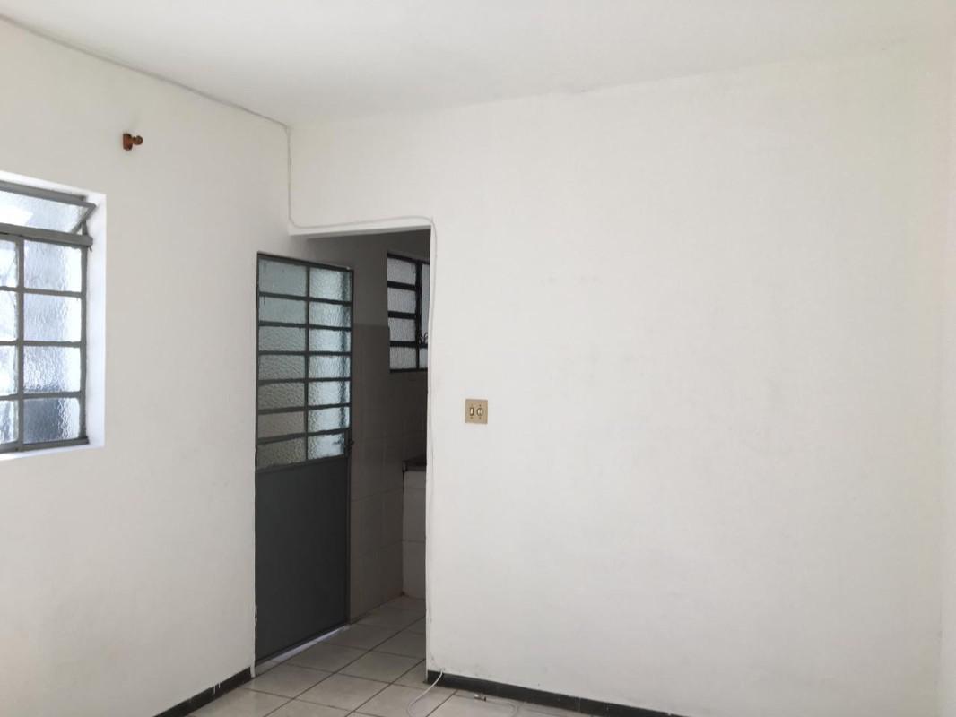Casa, Sagrada Família, 1 Quarto, 0 Vaga