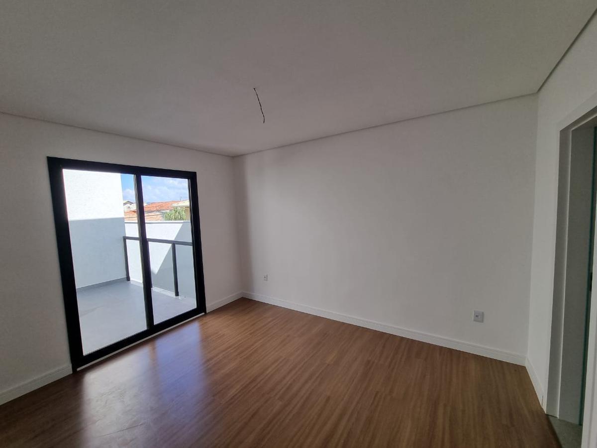 Casa, Planalto, 3 Quartos, 2 Vagas, 1 Suíte