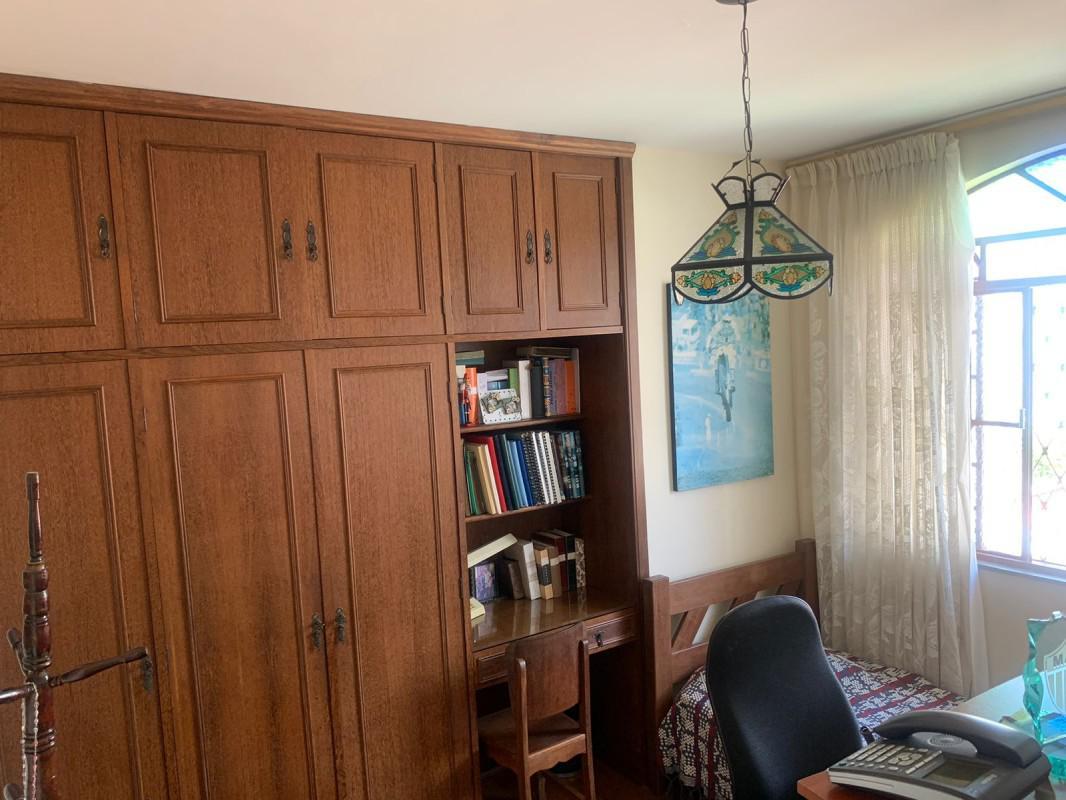 Casa, Cidade Nova, 4 Quartos, 3 Vagas, 1 Suíte