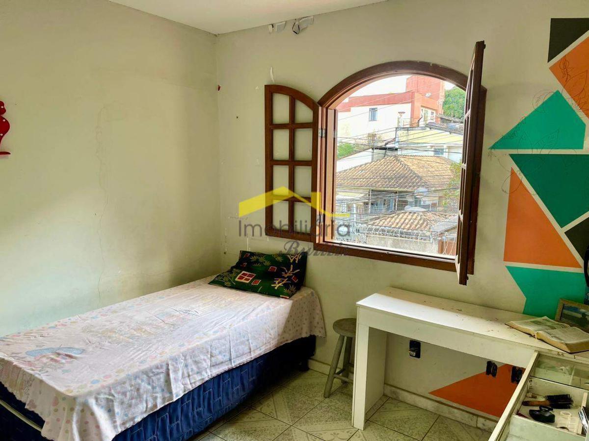 Casa, Nova Suíssa, 4 Quartos, 5 Vagas, 1 Suíte