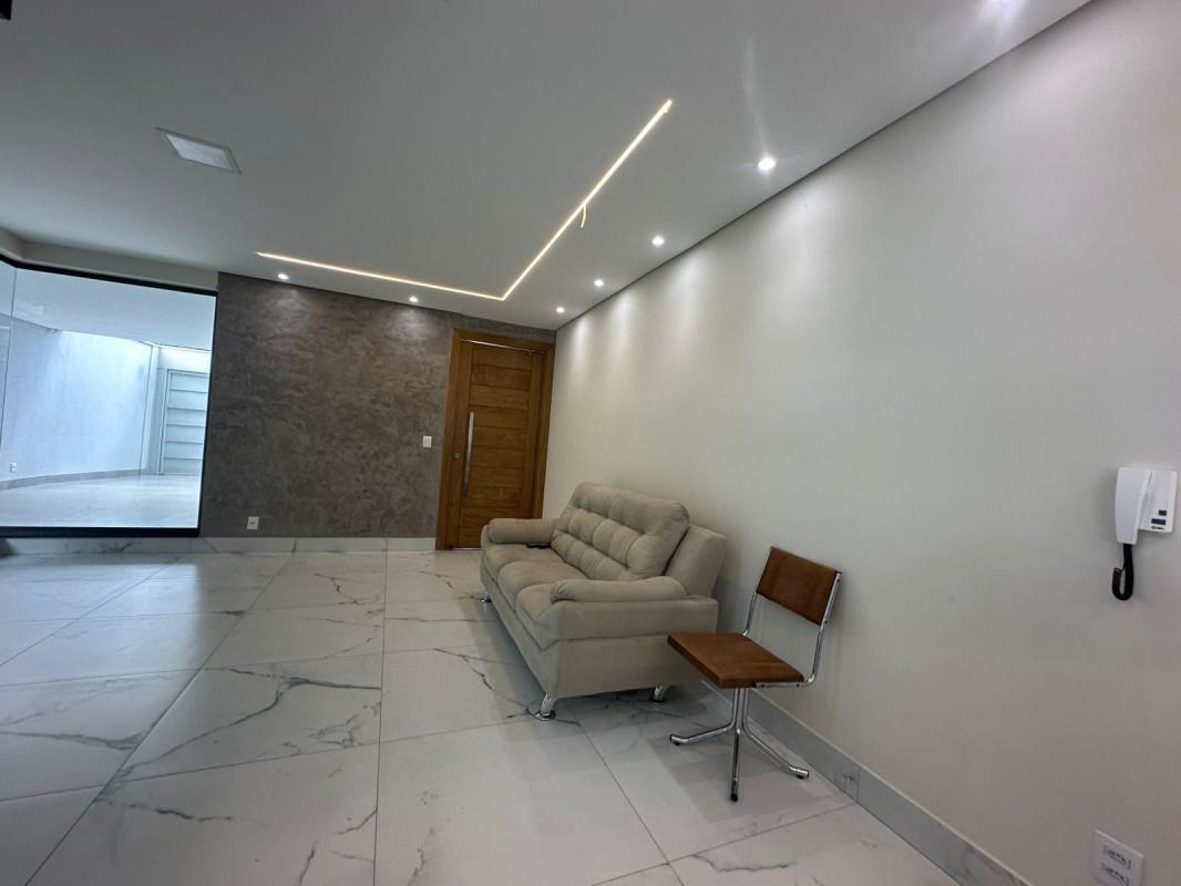 Casa, Espírito Santo, 3 Quartos, 4 Vagas, 1 Suíte