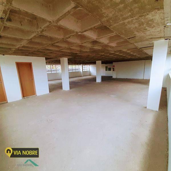 Prédio, Estoril, 59 Vagas