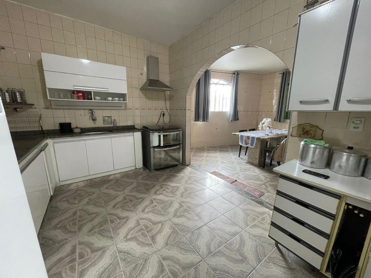 Casa, Milanez, 3 Quartos, 4 Vagas, 2 Suítes