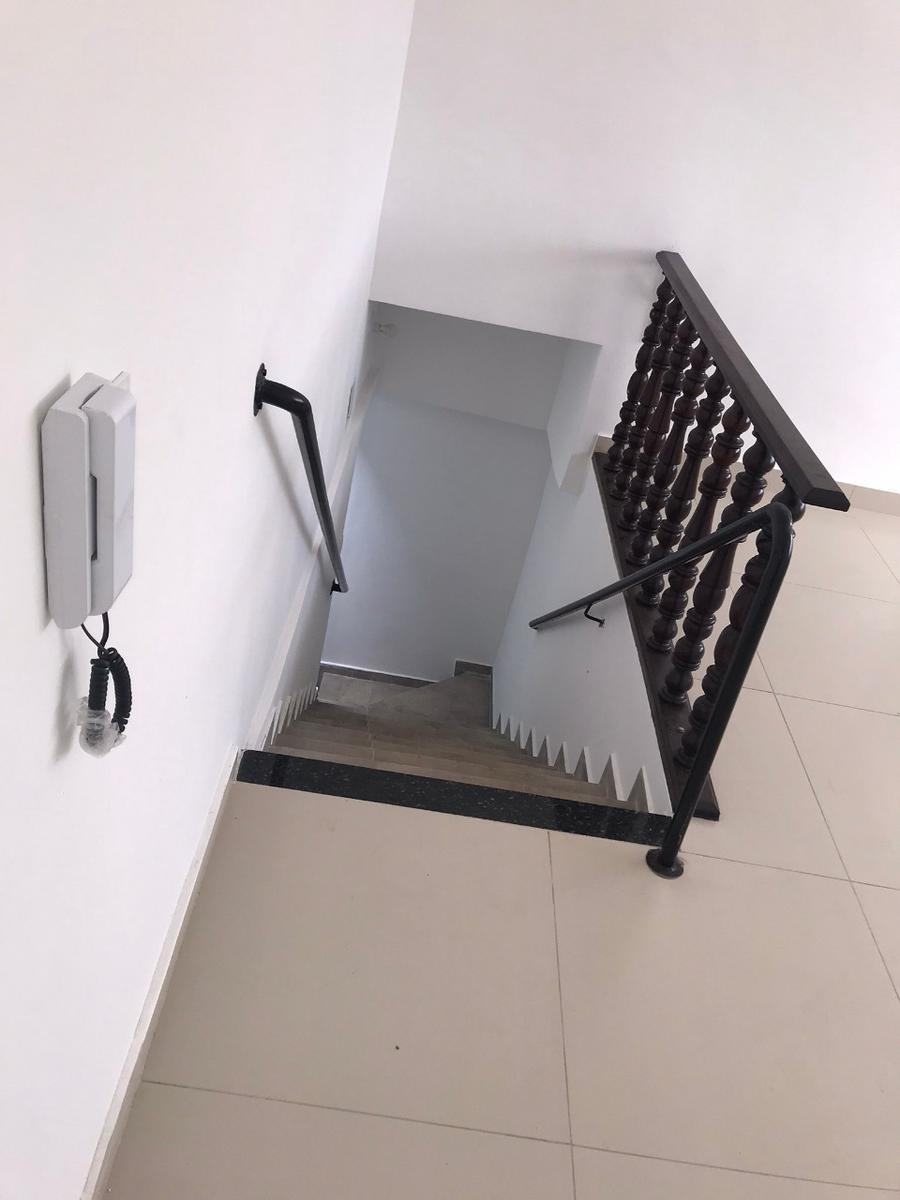 Casa, Santa Cruz, 2 Quartos, 0 Vaga