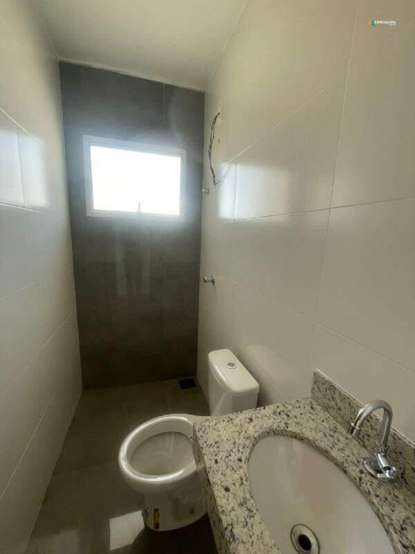 Casa, Novo Centro, 2 Quartos, 1 Vaga, 1 Suíte