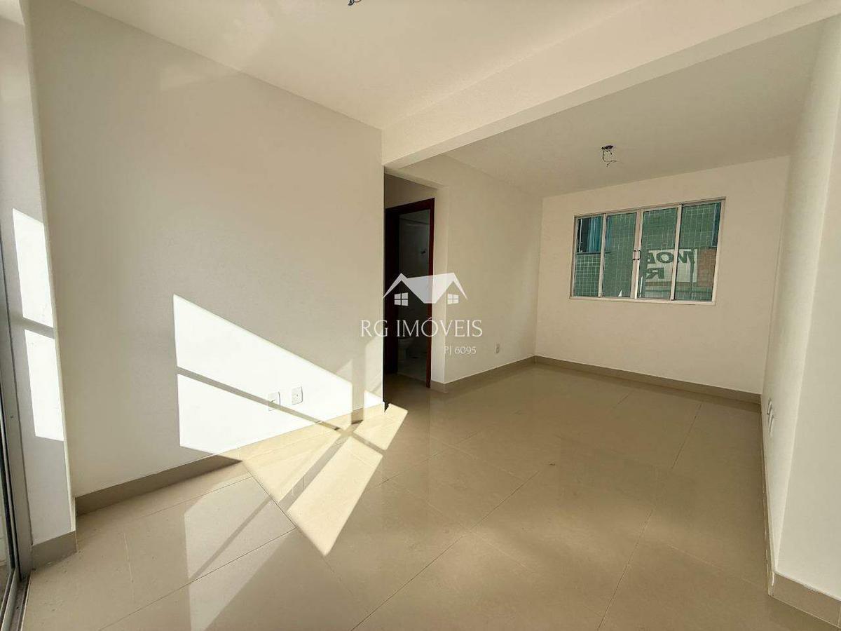 Apartamento, Barreiro, 3 Quartos, 2 Vagas, 1 Suíte