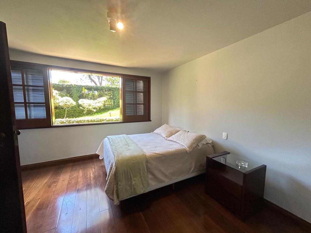 Casa, Jardim Canadá, 3 Quartos, 6 Vagas, 1 Suíte