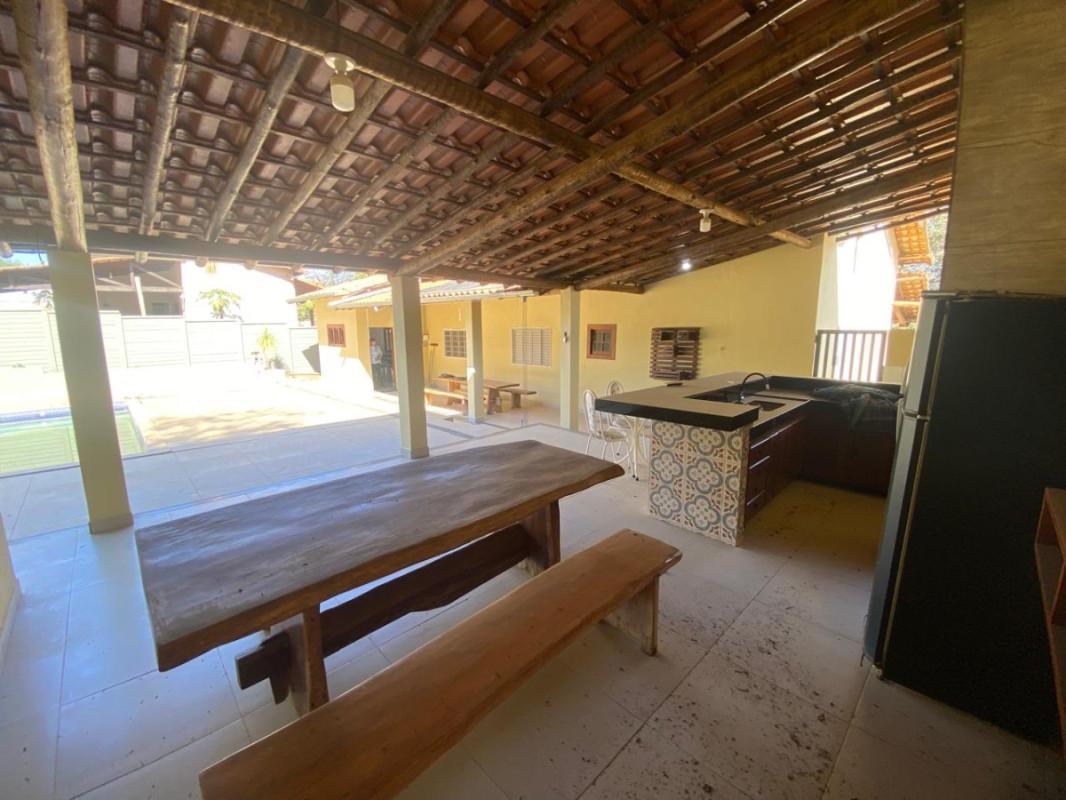 Fazenda, Centro, 3 Quartos, 2 Vagas, 1 Suíte