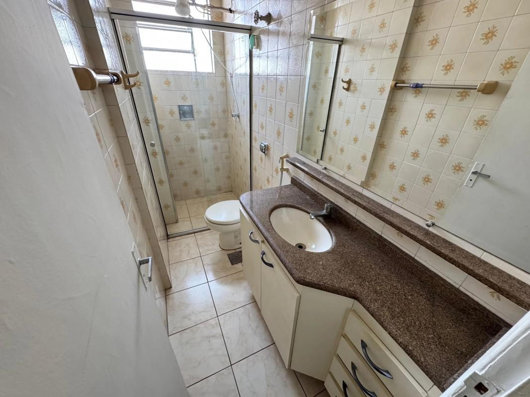 Apartamento, Sagrada Família, 2 Quartos, 1 Vaga