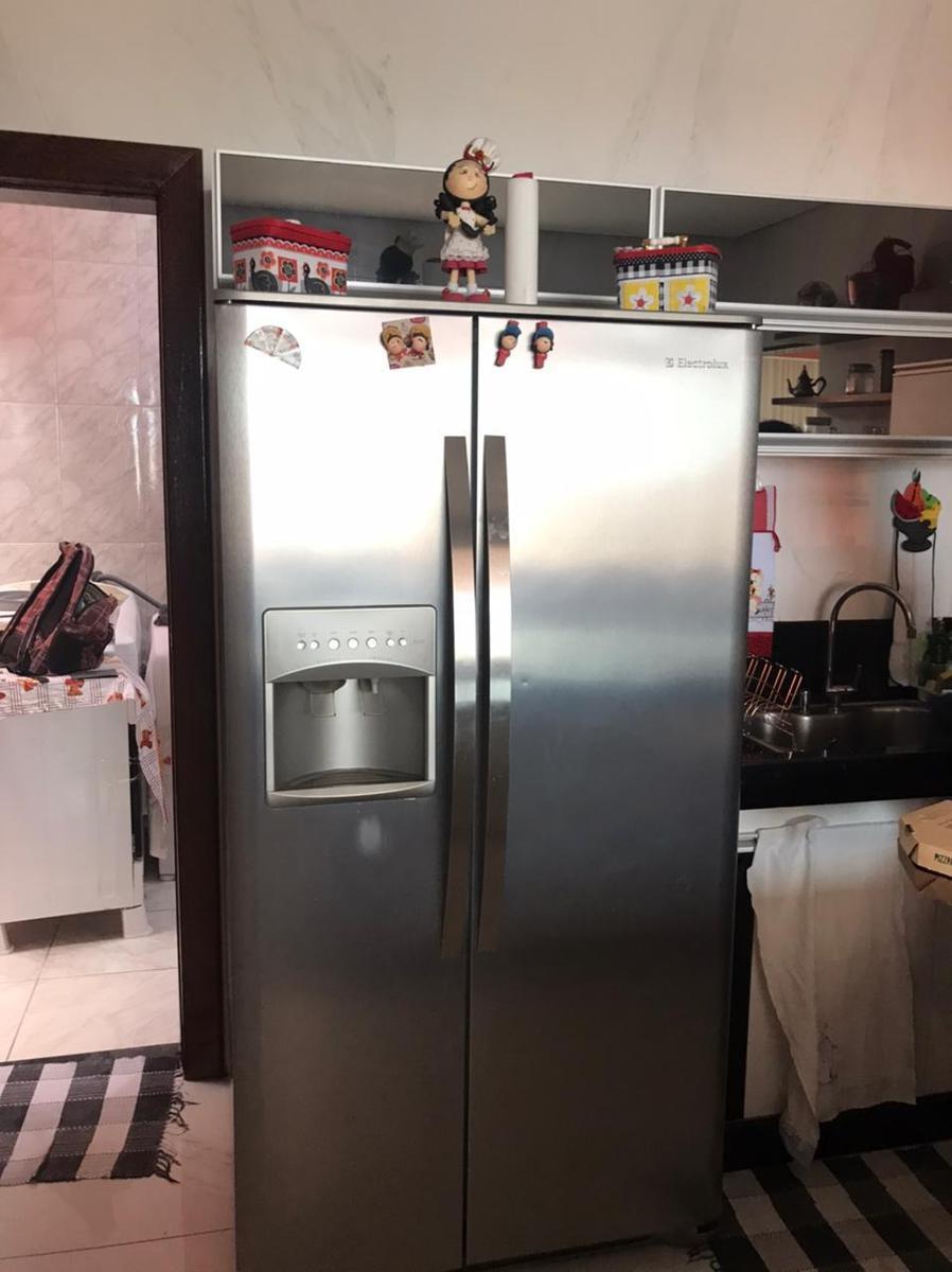 Casa, Jequitibá, 3 Quartos, 4 Vagas, 1 Suíte