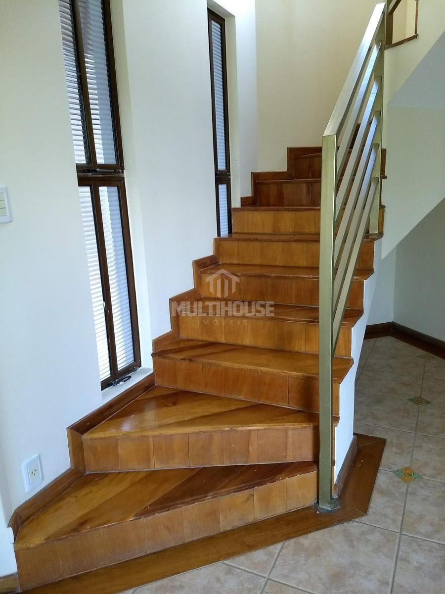 Casa, Centro, 4 Quartos, 5 Vagas, 1 Suíte